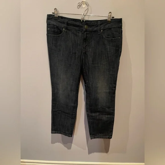 LOFT Jeans Ann Taylor Loft Modern Capri Dark Denim In Size P